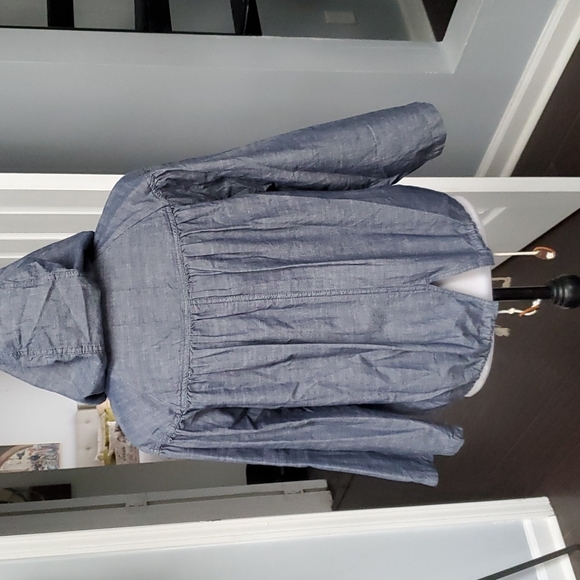 E Hyphen World Gallery Pleated Chambray Hooded 3/4 Sleeve Lightweight Jacket - Picture 2 of 12